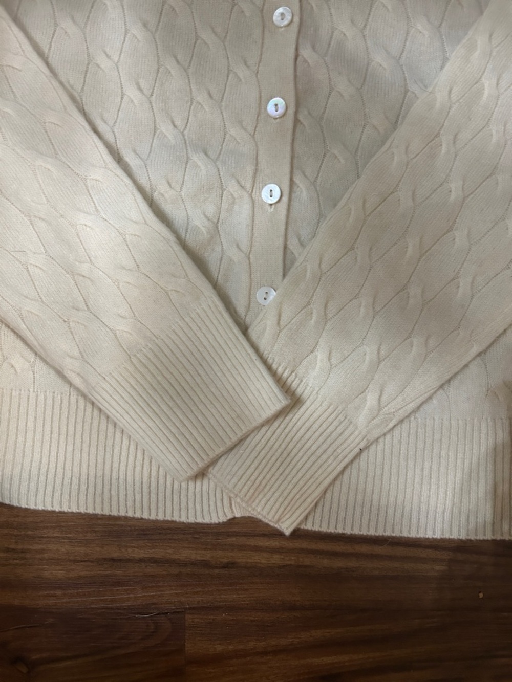 Wendy Bellissimo Ivory Cable-Knit Cashmere Cardigan - Picture 3 of 5